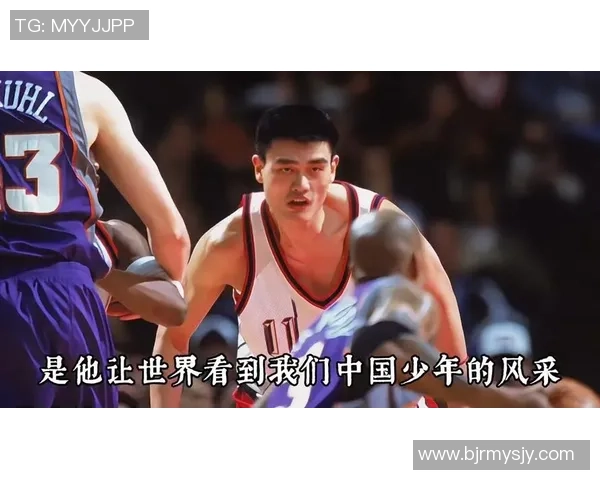 《篮球场上的巨星风采 展现运动员背后的奋斗与荣耀》 《篮球场上的巨星风采 展现运动员背后的奋斗与荣耀》