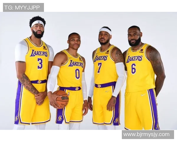 洛杉矶湖人新赛季阵容解析与核心球星状态展望 洛杉矶湖人新赛季阵容解析与核心球星状态展望