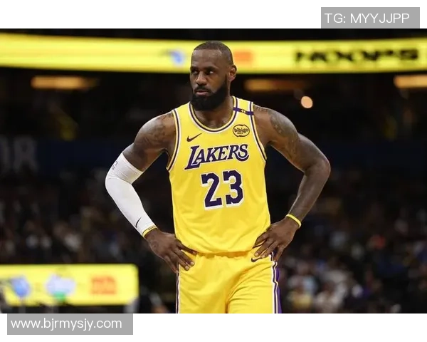 湖人强势对决再掀激情风暴詹姆斯率队迎战劲敌巅峰对抗即将上演