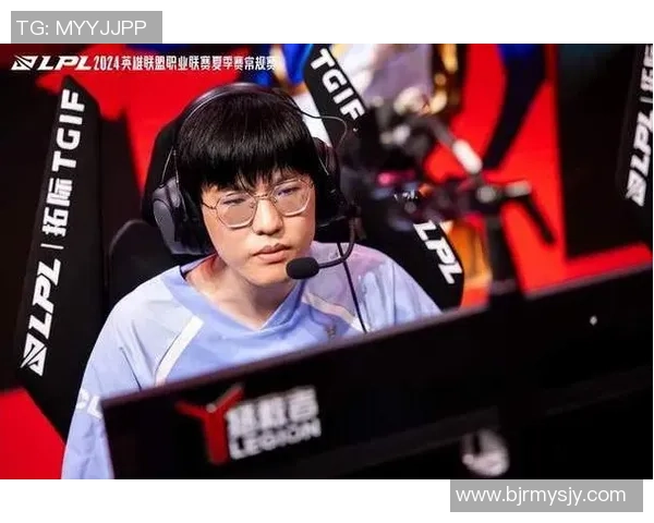 IG与EDG的巅峰对决谁能在赛场上笑到最后分析两队战术与选手表现